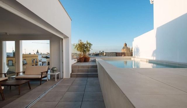 Eva Recommends Castellar 2.1 con piscina