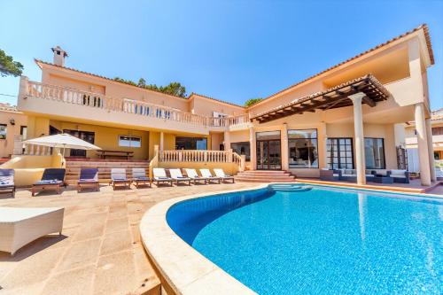 Villa Juan Carlos