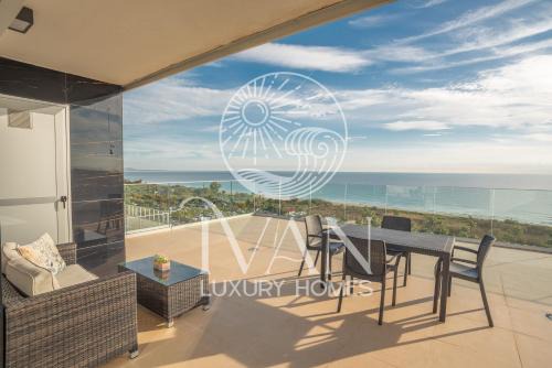 Casa Mirador Ivan Luxury Homes 8ªPlta Frontal 1ªLinea in El Borseral