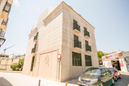 Apartamentos Plaza de Santiago - Estudios Turisticos - 1 LLAVE